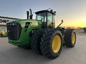 2009 John Deere 9330 Image