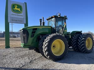 2009 John Deere 9330 Image