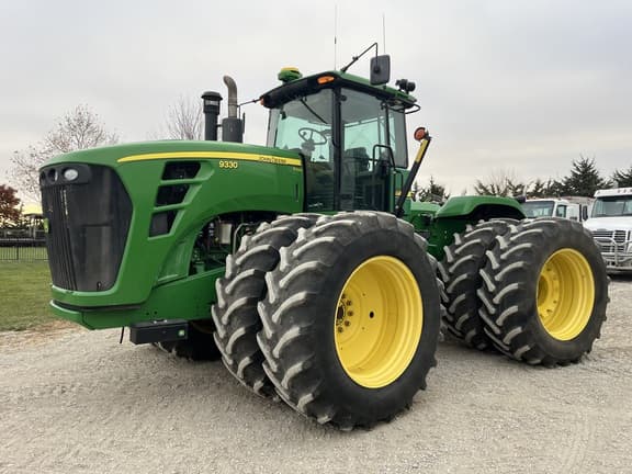 Image of John Deere 9330 Primary image