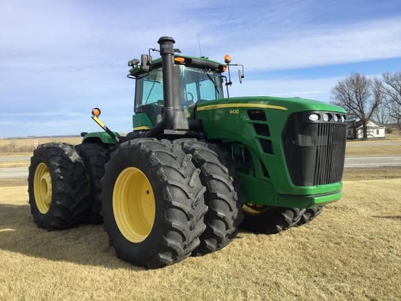 Image of John Deere 9430 equipment image 1