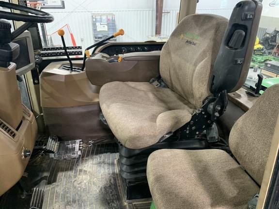 Image of John Deere 9430 equipment image 4