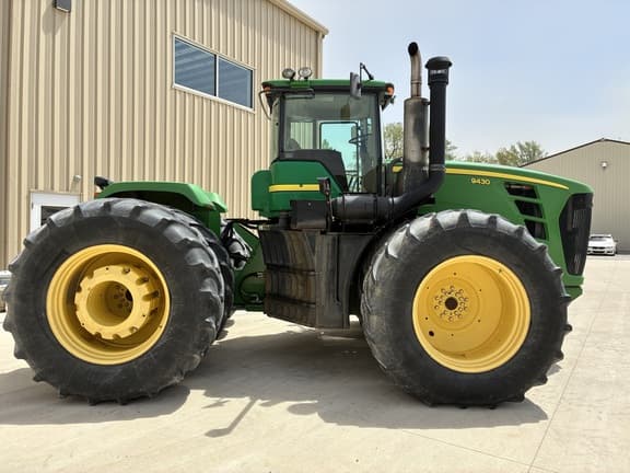 Image of John Deere 9430 equipment image 1
