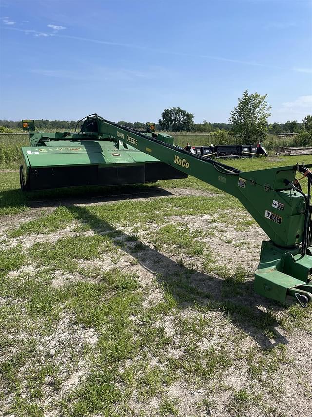 Image of John Deere 946 equipment image 1