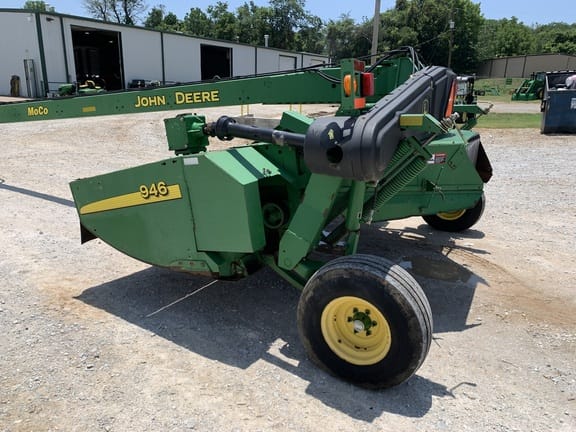 Main image John Deere 946