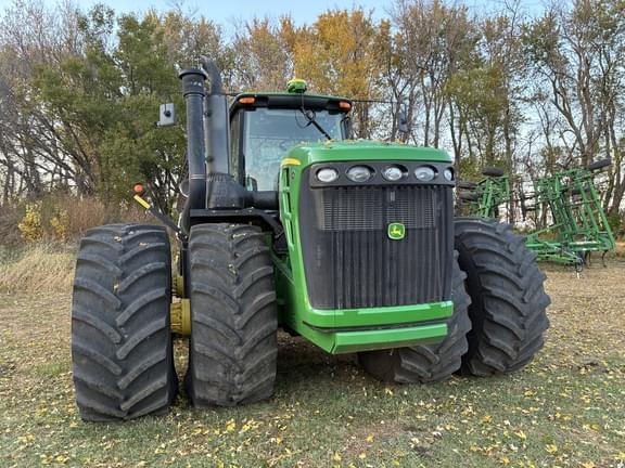 Image of John Deere 9530 equipment image 1