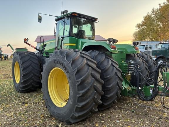 Image of John Deere 9530 equipment image 4