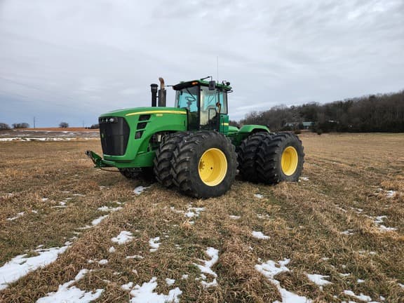 Image of John Deere 9530 equipment image 4