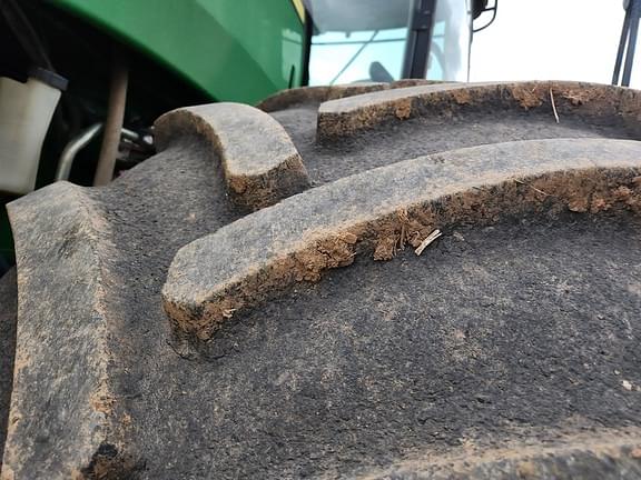 Image of John Deere 9530 equipment image 3