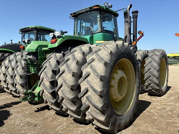 Image of John Deere 9530 equipment image 4