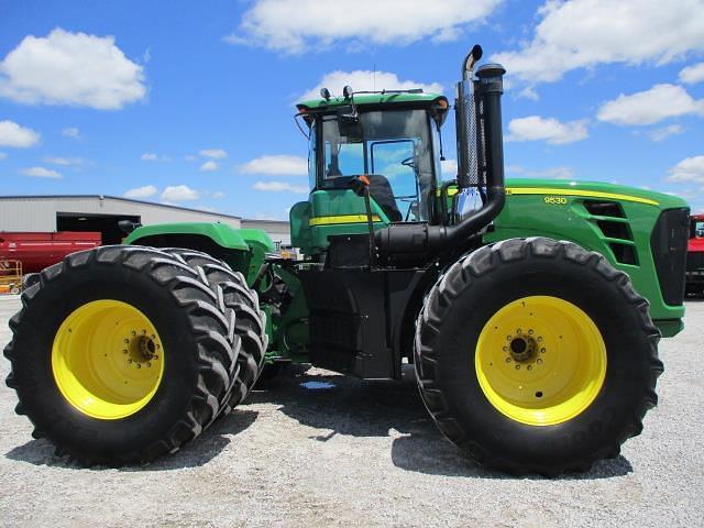 Image of John Deere 9530 equipment image 3