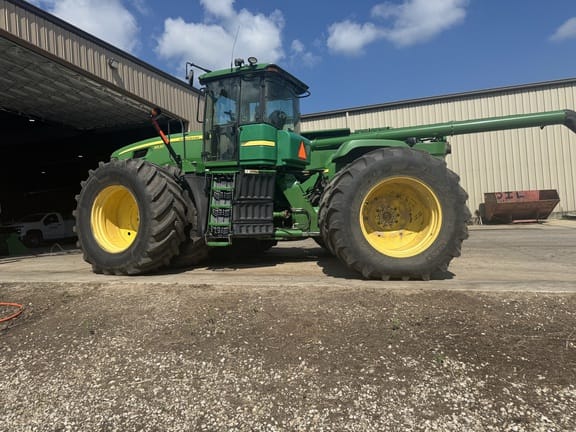 2009 John Deere 9530 Equipment Image0