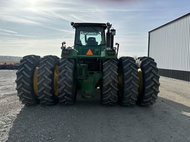 Image of John Deere 9530 equipment image 3