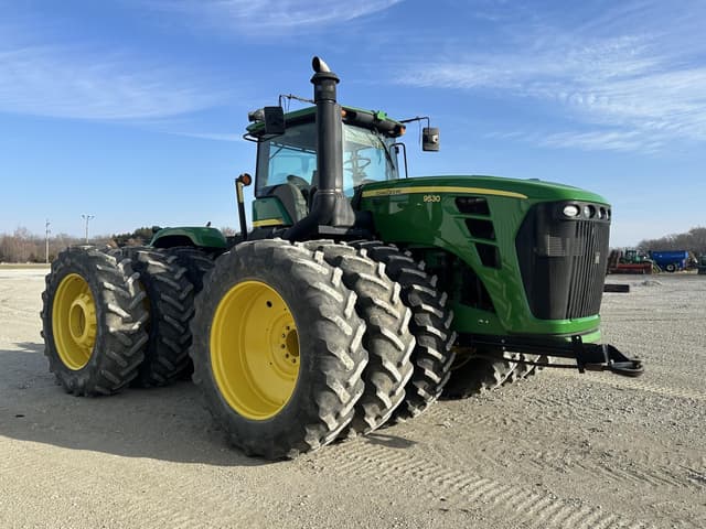 Image of John Deere 9530 equipment image 2