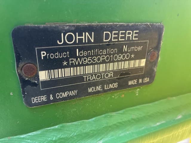 Image of John Deere 9530 equipment image 1