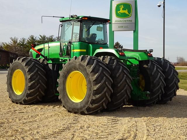 Image of John Deere 9530 equipment image 2