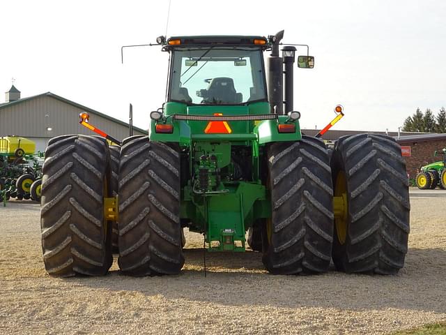 Image of John Deere 9530 equipment image 3