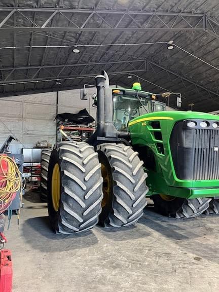 Image of John Deere 9530 equipment image 2