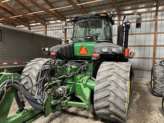 Image of John Deere 9530T equipment image 4