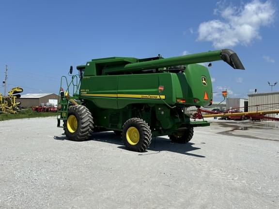 Image of John Deere 9570 STS equipment image 3