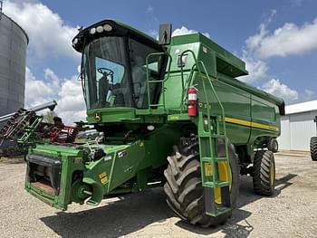 2009 John Deere 9570 STS Equipment Image0