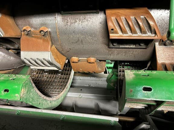 Image of John Deere 9570 STS equipment image 4