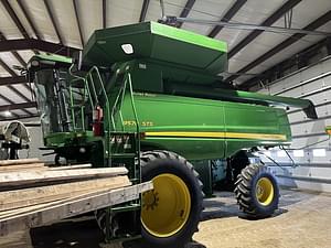 2009 John Deere 9570 STS Image