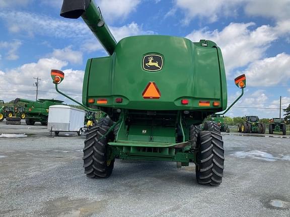 Image of John Deere 9570 STS equipment image 4