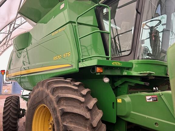 Image of John Deere 9570 STS Primary image