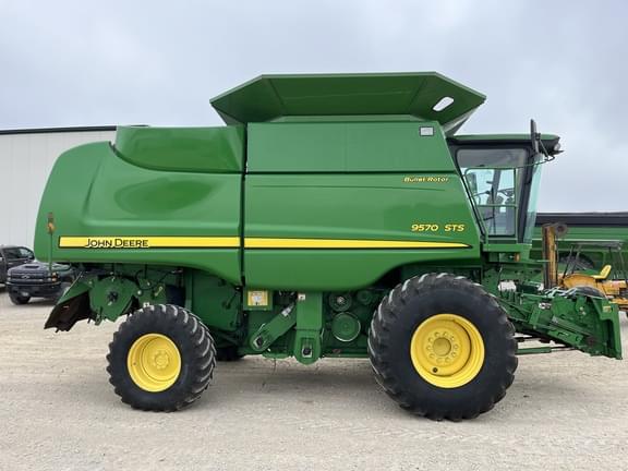 Image of John Deere 9570 STS Primary image
