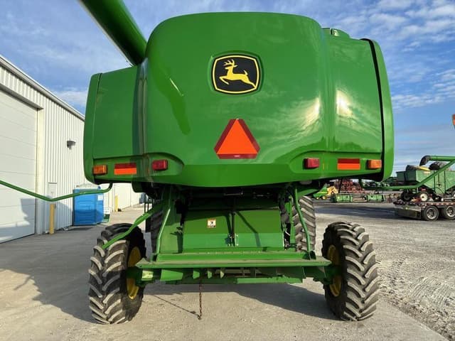 Image of John Deere 9570 STS equipment image 4