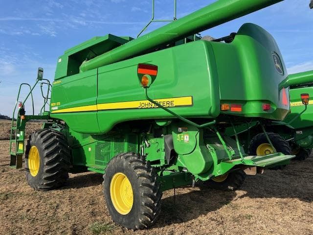 Image of John Deere 9570 STS equipment image 2