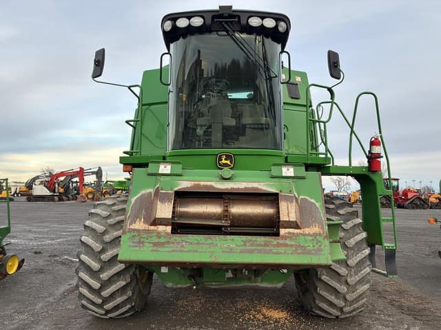 Image of John Deere 9570 STS equipment image 2