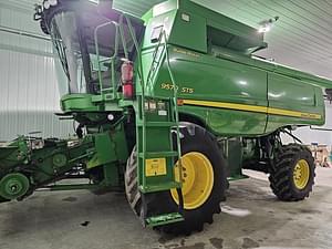 2009 John Deere 9570 STS Image