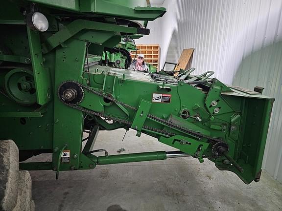 Image of John Deere 9570 STS equipment image 3