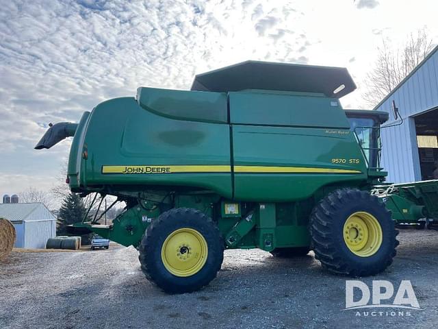 Image of John Deere 9570 STS equipment image 2