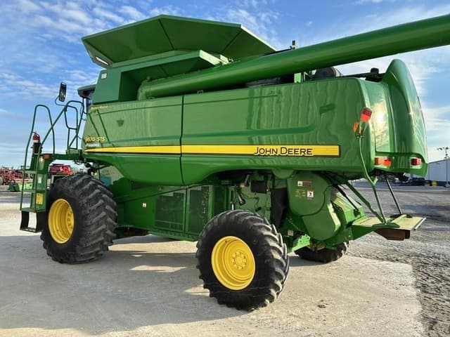 Image of John Deere 9570 STS equipment image 4