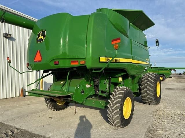 Image of John Deere 9570 STS equipment image 2