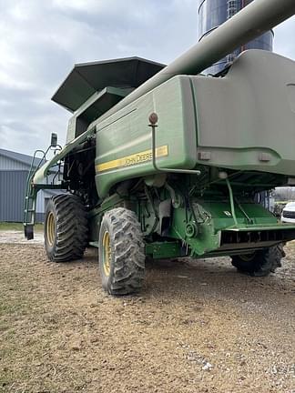 Image of John Deere 9670 STS equipment image 4