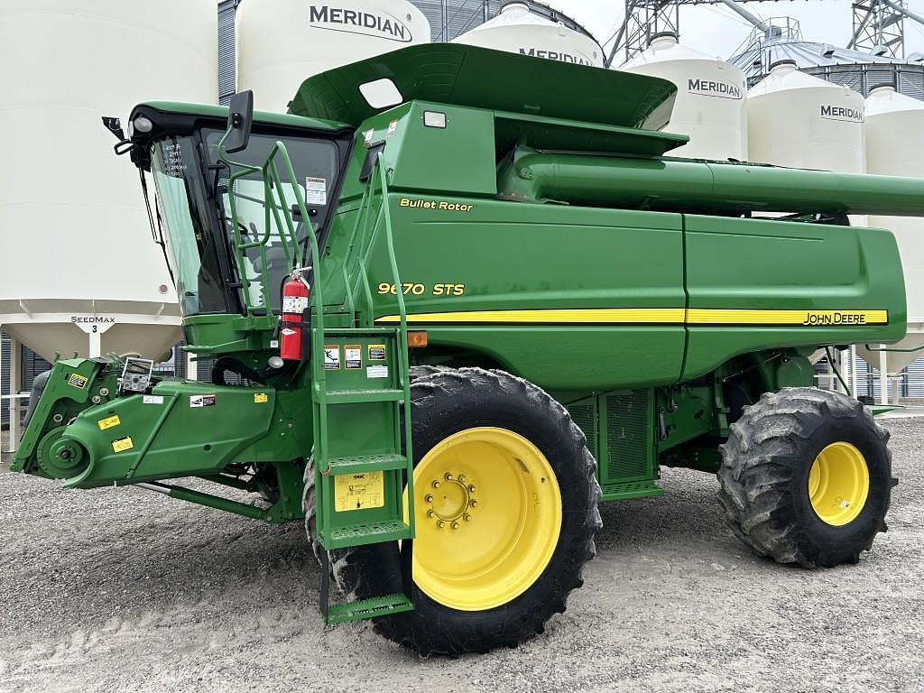 Image of John Deere 9670 STS Primary image