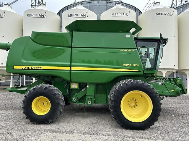 Image of John Deere 9670 STS equipment image 3