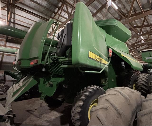 Image of John Deere 9670 STS equipment image 1