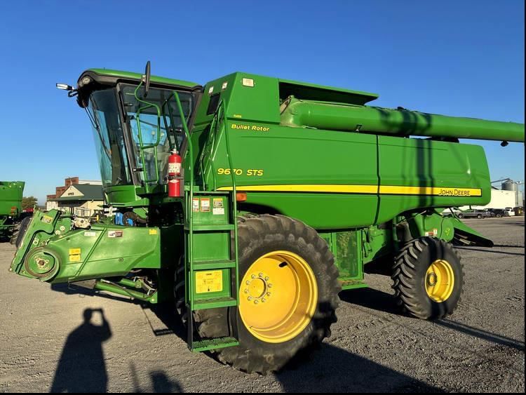 2009 John Deere 9670 STS Equipment Image0
