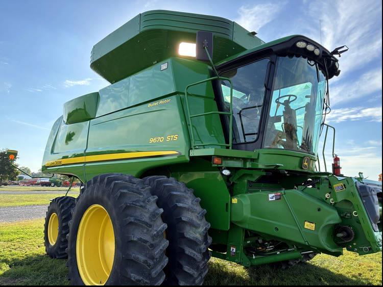 Image of John Deere 9670 STS Image 0