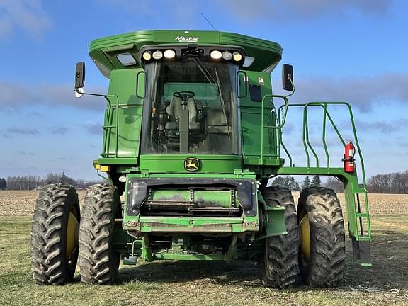 Image of John Deere 9670 STS equipment image 4