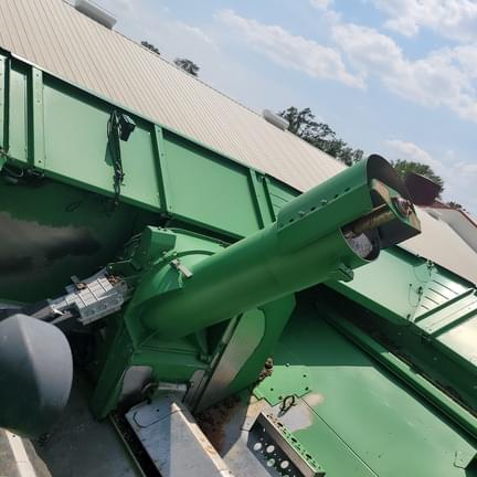 Image of John Deere 9670 STS equipment image 4