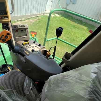 Image of John Deere 9670 STS equipment image 2