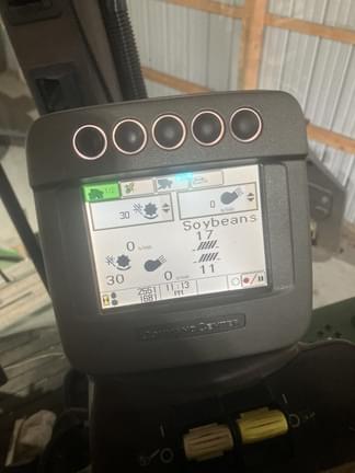 Image of John Deere 9670 STS equipment image 3
