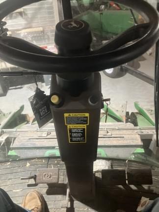 Image of John Deere 9670 STS equipment image 4