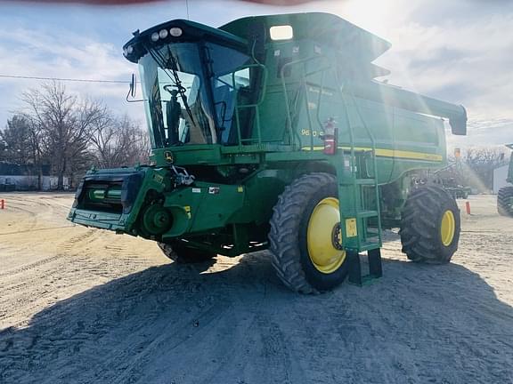 Image of John Deere 9670 STS equipment image 1