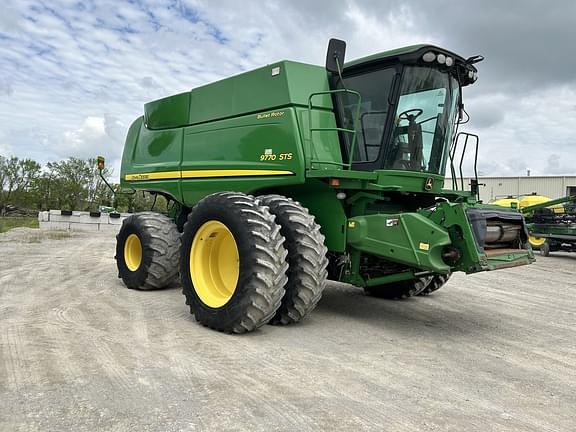 Image of John Deere 9770 STS equipment image 1